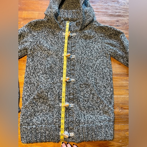 Wool Toggle Hoody, made with Donegal Yarns. Medium, NWOT - Picture 8 of 11